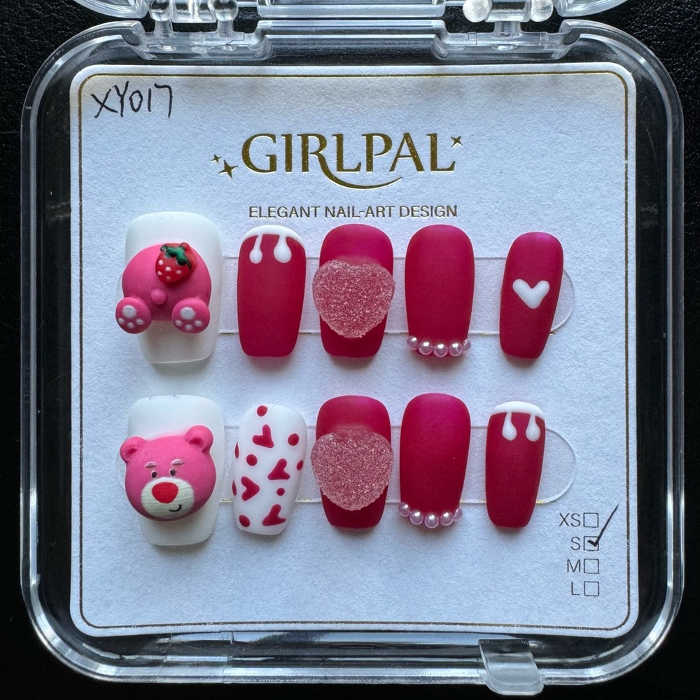 Brand New Salon Quality Hand Crafted Press-on Nails (10pc)